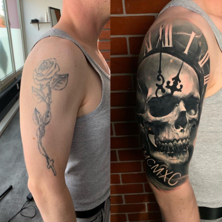 Totenkopf Cover Up auf Oberarm 1